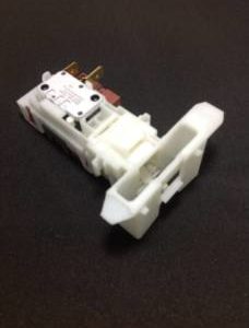 TRAVA PORTA LR ELECTROLUX LTR15 BIV IMPORTADA